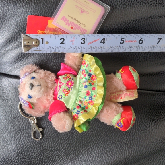 Limited NWT 🇭🇰 Hong Kong Disney Shelliemay Plush Key Chain - Picture 8 of 8